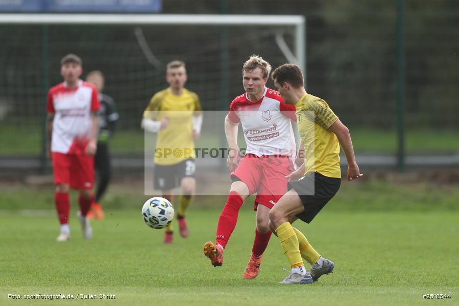 sport, action, Sportgelände, SpVgg Hösbach-Bahnhof, SpVgg Giebelstadt, Hösbach-Bahnhof, HOS, GIE, Fussball, Bezirksliga Unterfranken West, BFV, 19.10.2025, 14. Spieltag - Bild-ID: 2518344
