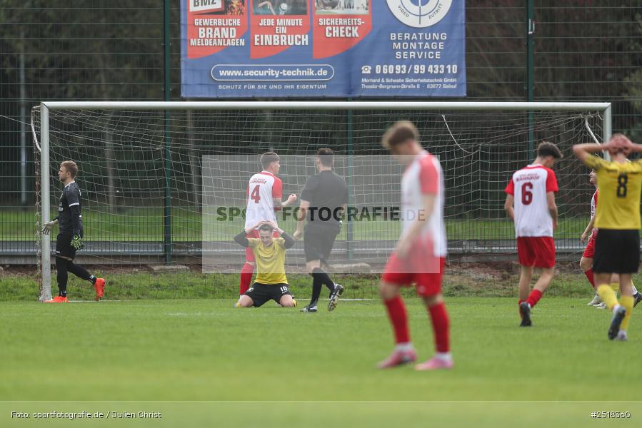 sport, action, Sportgelände, SpVgg Hösbach-Bahnhof, SpVgg Giebelstadt, Hösbach-Bahnhof, HOS, GIE, Fussball, Bezirksliga Unterfranken West, BFV, 19.10.2025, 14. Spieltag - Bild-ID: 2518360