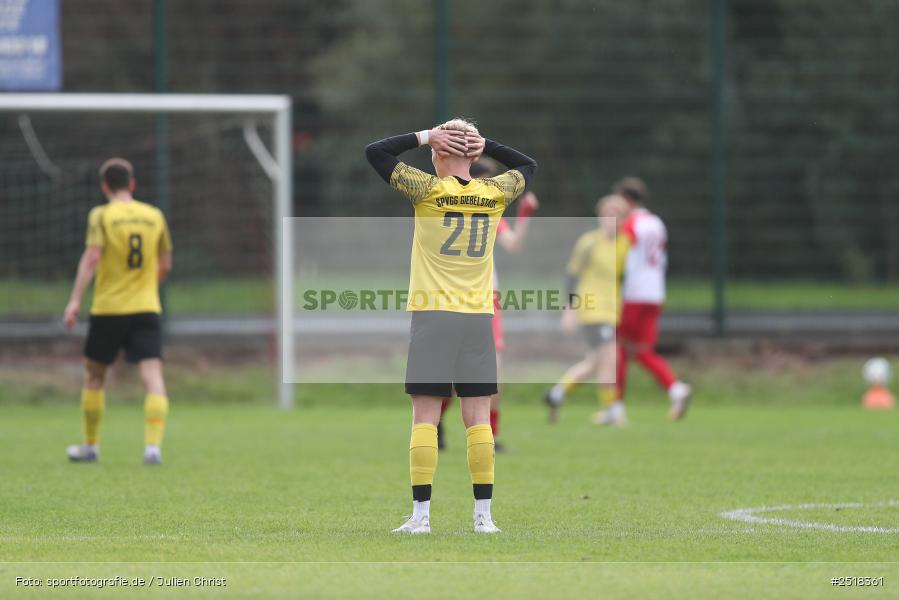 sport, action, Sportgelände, SpVgg Hösbach-Bahnhof, SpVgg Giebelstadt, Hösbach-Bahnhof, HOS, GIE, Fussball, Bezirksliga Unterfranken West, BFV, 19.10.2025, 14. Spieltag - Bild-ID: 2518361