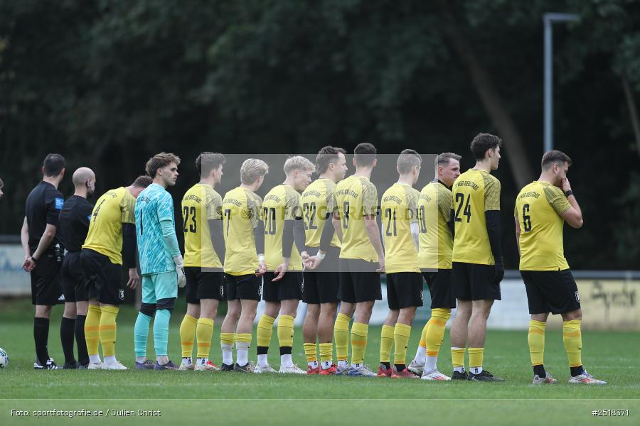 sport, action, Sportgelände, SpVgg Hösbach-Bahnhof, SpVgg Giebelstadt, Hösbach-Bahnhof, HOS, GIE, Fussball, Bezirksliga Unterfranken West, BFV, 19.10.2025, 14. Spieltag - Bild-ID: 2518371