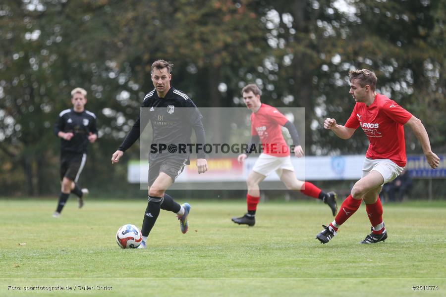 sport, action, Sportgelände, Kreisklasse Würzburg Gr. 3, Fussball, Bischbrunn, BFV, 19.10.2025, 14. Spieltag, (SG 1) Stetten/Binsfeld/Müdesheim, (SG 1) Bischbrunn/Oberndorf - Bild-ID: 2518374