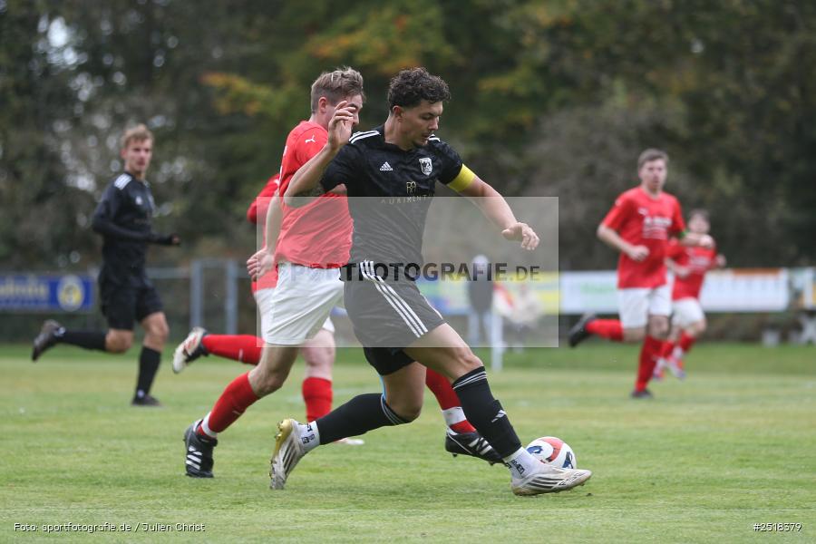 sport, action, Sportgelände, Kreisklasse Würzburg Gr. 3, Fussball, Bischbrunn, BFV, 19.10.2025, 14. Spieltag, (SG 1) Stetten/Binsfeld/Müdesheim, (SG 1) Bischbrunn/Oberndorf - Bild-ID: 2518379