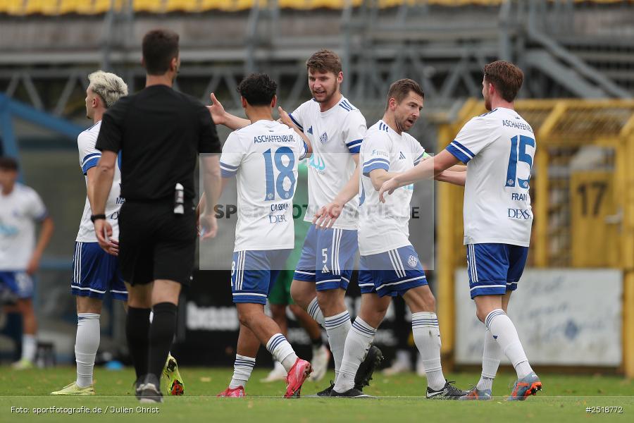 Stadion am Schönbusch, Aschaffenburg, 25.10.2025, sport, action, Fussball, BFV, 15. Spieltag, VFB, SVA, VfB Eichstätt, SV Viktoria Aschaffenburg - Bild-ID: 2518772