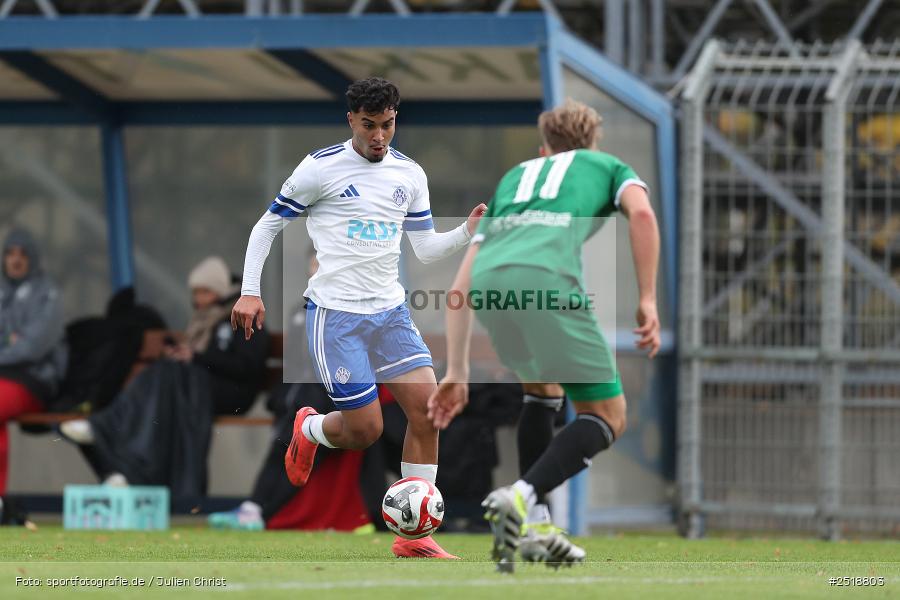 Stadion am Schönbusch, Aschaffenburg, 25.10.2025, sport, action, Fussball, BFV, 15. Spieltag, VFB, SVA, VfB Eichstätt, SV Viktoria Aschaffenburg - Bild-ID: 2518803
