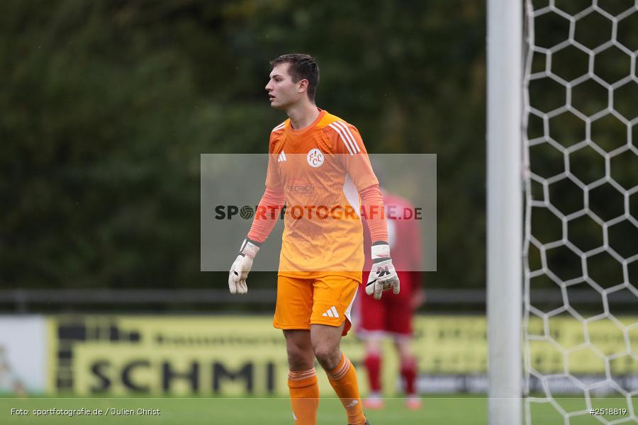 Fundamentum Sportpark, Karlburg, 25.10.2025, sport, action, Fussball, BFV, 17. Spieltag, Landesliga Nordwest, LIF, KAR, 1. FC Lichtenfels, TSV Karlburg - Bild-ID: 2518819