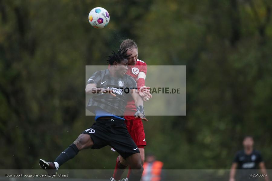 Fundamentum Sportpark, Karlburg, 25.10.2025, sport, action, Fussball, BFV, 17. Spieltag, Landesliga Nordwest, LIF, KAR, 1. FC Lichtenfels, TSV Karlburg - Bild-ID: 2518824
