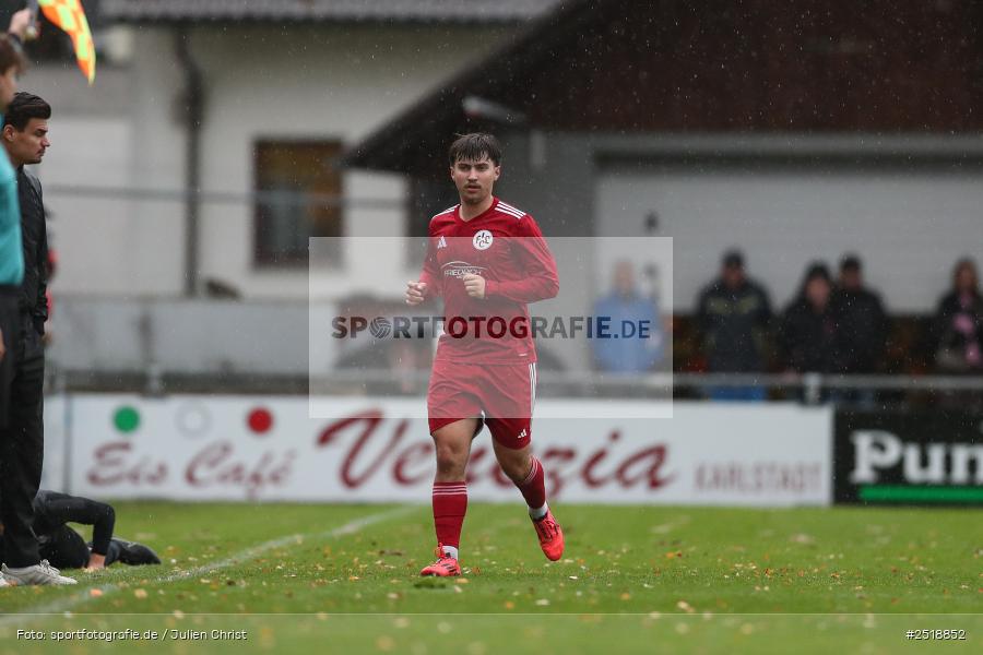 sport, action, TSV Karlburg, Landesliga Nordwest, LIF, Karlburg, KAR, Fussball, Fundamentum Sportpark, BFV, 25.10.2025, 17. Spieltag, 1. FC Lichtenfels - Bild-ID: 2518852