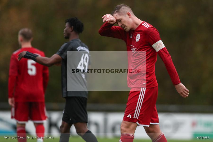 sport, action, TSV Karlburg, Landesliga Nordwest, LIF, Karlburg, KAR, Fussball, Fundamentum Sportpark, BFV, 25.10.2025, 17. Spieltag, 1. FC Lichtenfels - Bild-ID: 2518887