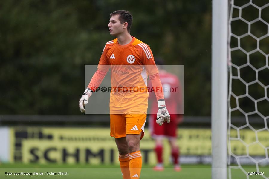 sport, action, TSV Karlburg, Landesliga Nordwest, LIF, Karlburg, KAR, Fussball, Fundamentum Sportpark, BFV, 25.10.2025, 17. Spieltag, 1. FC Lichtenfels - Bild-ID: 2518909