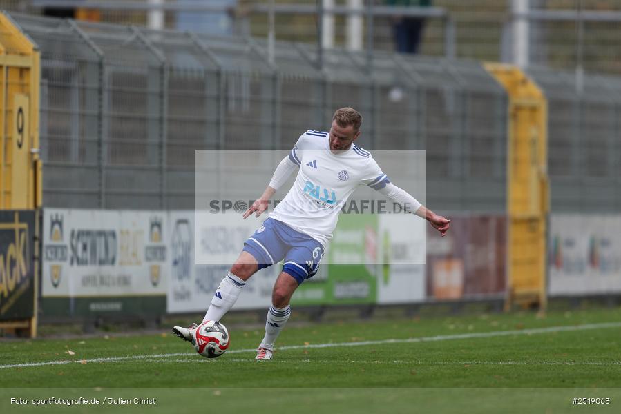 sport, action, VfB Eichstätt, VFB, Stadion am Schönbusch, SVA, SV Viktoria Aschaffenburg, Fussball, BFV, Aschaffenburg, 25.10.2025, 15. Spieltag - Bild-ID: 2519063