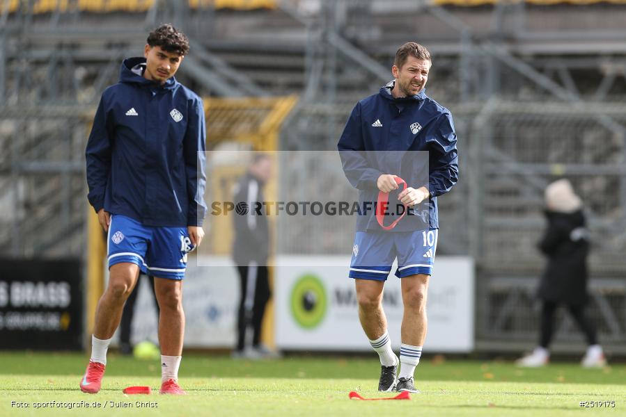 sport, action, VfB Eichstätt, VFB, Stadion am Schönbusch, SVA, SV Viktoria Aschaffenburg, Fussball, BFV, Aschaffenburg, 25.10.2025, 15. Spieltag - Bild-ID: 2519175