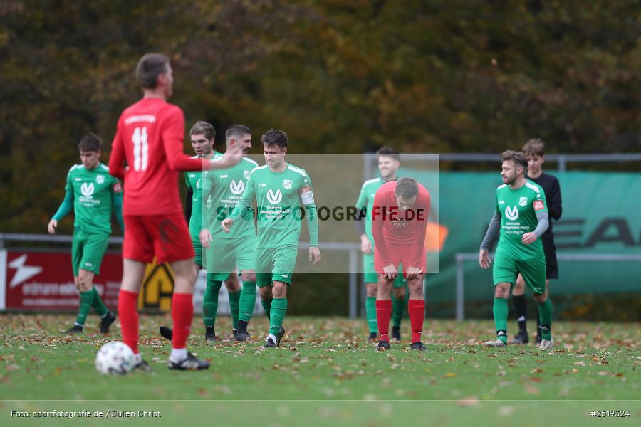Sportgelände, Gemünden-Seifriedsburg, 26.10.2025, sport, action, Fussball, BFV, 15. Spieltag, Kreisliga Würzburg Gr. 2, FVT, FVGS, FV Thüngersheim, FV Gemünden/Seifriedsburg - Bild-ID: 2519324