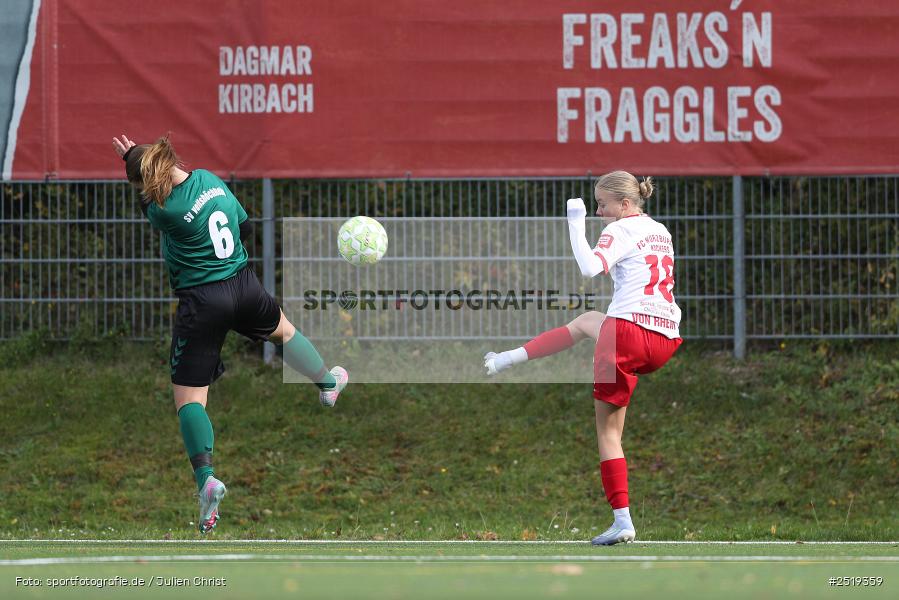 Sportpark Heuchelhof, Würzburg, 26.10.2025, sport, action, Fussball, BFV, 15. Spieltag, Bezirksoberliga Frauen, SV Veitshöchheim, FC Würzburger Kickers II - Bild-ID: 2519359