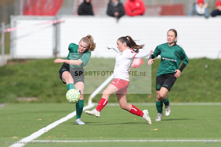 Sportpark Heuchelhof, Würzburg, 26.10.2025, sport, action, Fussball, BFV, 15. Spieltag, Bezirksoberliga Frauen, SV Veitshöchheim, FC Würzburger Kickers II - Bild-ID: 2519361