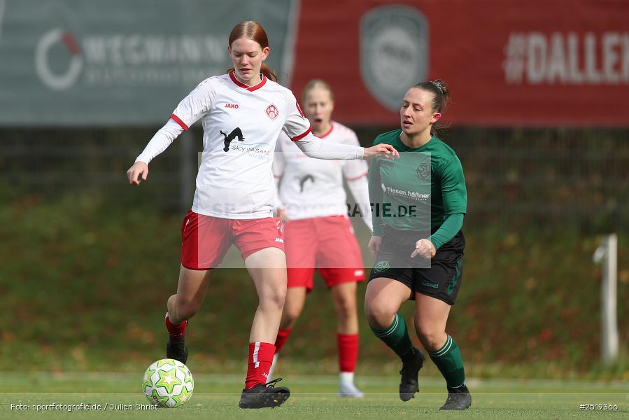 Sportpark Heuchelhof, Würzburg, 26.10.2025, sport, action, Fussball, BFV, 15. Spieltag, Bezirksoberliga Frauen, SV Veitshöchheim, FC Würzburger Kickers II - Bild-ID: 2519366