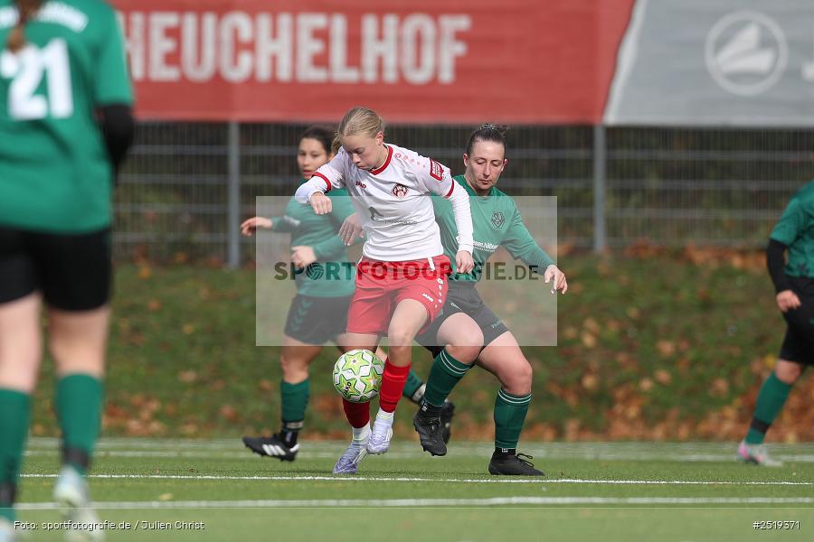 Sportpark Heuchelhof, Würzburg, 26.10.2025, sport, action, Fussball, BFV, 15. Spieltag, Bezirksoberliga Frauen, SV Veitshöchheim, FC Würzburger Kickers II - Bild-ID: 2519371