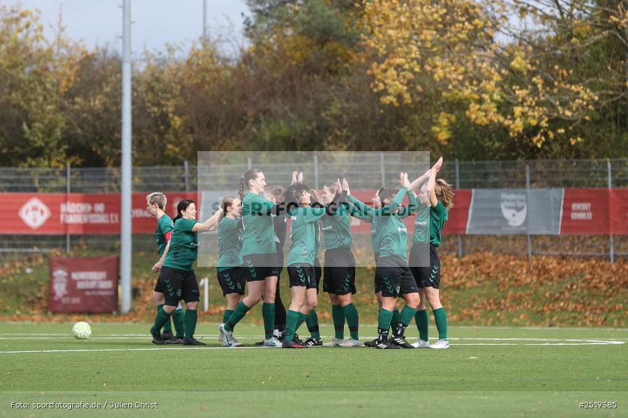sport, action, Würzburg, Sportpark Heuchelhof, SV Veitshöchheim, Fussball, FC Würzburger Kickers II, Bezirksoberliga Frauen, BFV, 26.10.2025, 15. Spieltag - Bild-ID: 2519385