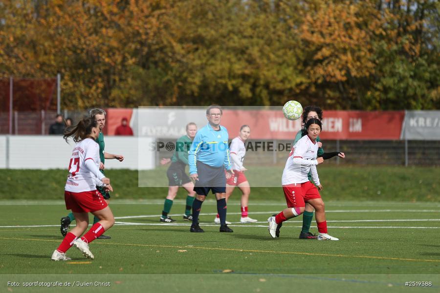 sport, action, Würzburg, Sportpark Heuchelhof, SV Veitshöchheim, Fussball, FC Würzburger Kickers II, Bezirksoberliga Frauen, BFV, 26.10.2025, 15. Spieltag - Bild-ID: 2519388