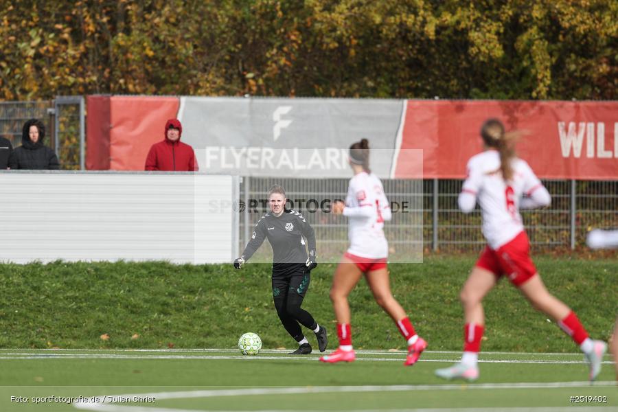 sport, action, Würzburg, Sportpark Heuchelhof, SV Veitshöchheim, Fussball, FC Würzburger Kickers II, Bezirksoberliga Frauen, BFV, 26.10.2025, 15. Spieltag - Bild-ID: 2519402
