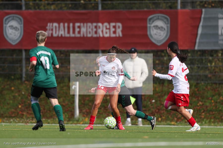 sport, action, Würzburg, Sportpark Heuchelhof, SV Veitshöchheim, Fussball, FC Würzburger Kickers II, Bezirksoberliga Frauen, BFV, 26.10.2025, 15. Spieltag - Bild-ID: 2519413