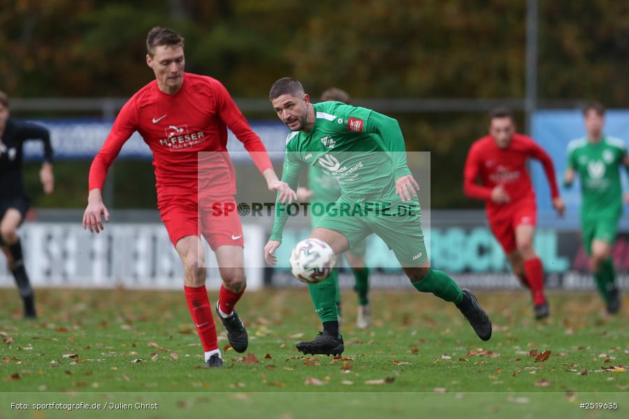 sport, action, Sportgelände, Kreisliga Würzburg Gr. 2, Gemünden-Seifriedsburg, Fussball, FVT, FVGS, FV Thüngersheim, FV Gemünden/Seifriedsburg, BFV, 26.10.2025, 15. Spieltag - Bild-ID: 2519635