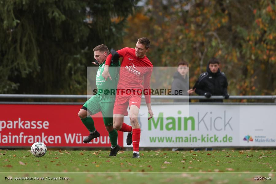 sport, action, Sportgelände, Kreisliga Würzburg Gr. 2, Gemünden-Seifriedsburg, Fussball, FVT, FVGS, FV Thüngersheim, FV Gemünden/Seifriedsburg, BFV, 26.10.2025, 15. Spieltag - Bild-ID: 2519642
