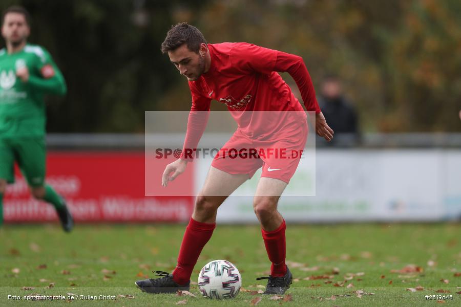 sport, action, Sportgelände, Kreisliga Würzburg Gr. 2, Gemünden-Seifriedsburg, Fussball, FVT, FVGS, FV Thüngersheim, FV Gemünden/Seifriedsburg, BFV, 26.10.2025, 15. Spieltag - Bild-ID: 2519645