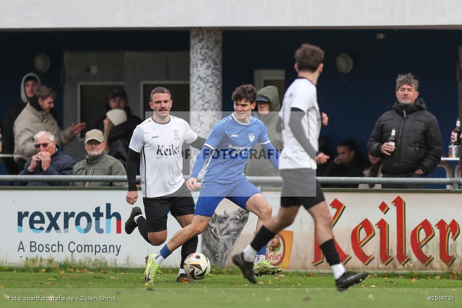 sport, action, TSV Unterpleichfeld, TSV Lohr, Sportgelände, Lohr am Main, Fussball, Bezirksliga Unterfranken West, BFV, 26.10.2025, 15. Spieltag - Bild-ID: 2519731
