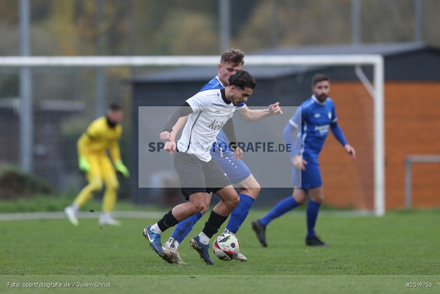 sport, action, TSV Unterpleichfeld, TSV Lohr, Sportgelände, Lohr am Main, Fussball, Bezirksliga Unterfranken West, BFV, 26.10.2025, 15. Spieltag - Bild-ID: 2519756