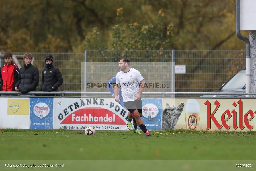 sport, action, TSV Unterpleichfeld, TSV Lohr, Sportgelände, Lohr am Main, Fussball, Bezirksliga Unterfranken West, BFV, 26.10.2025, 15. Spieltag - Bild-ID: 2519805