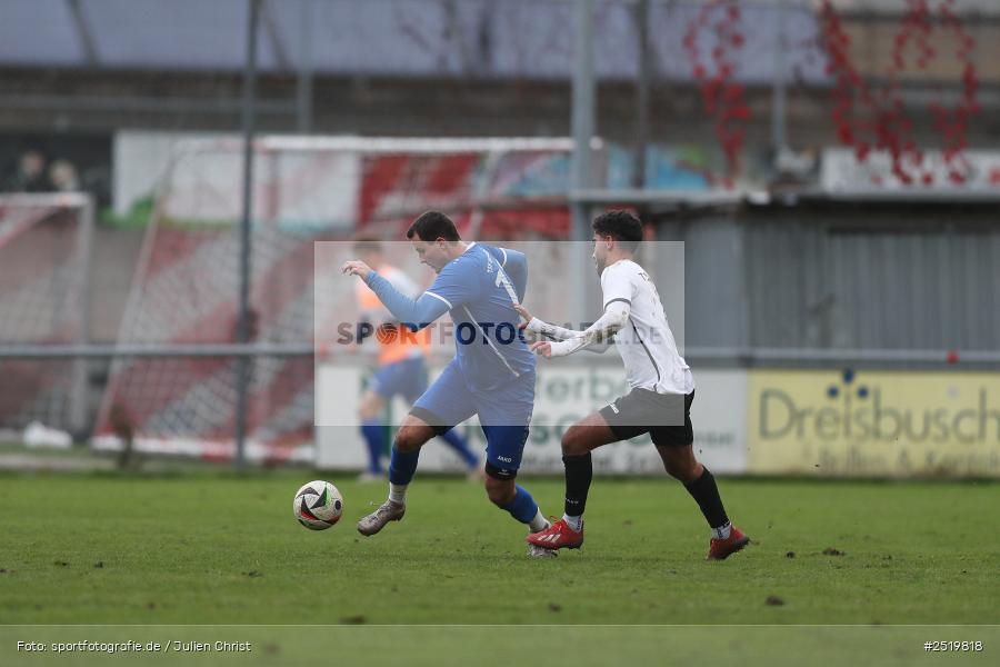 sport, action, TSV Unterpleichfeld, TSV Lohr, Sportgelände, Lohr am Main, Fussball, Bezirksliga Unterfranken West, BFV, 26.10.2025, 15. Spieltag - Bild-ID: 2519818