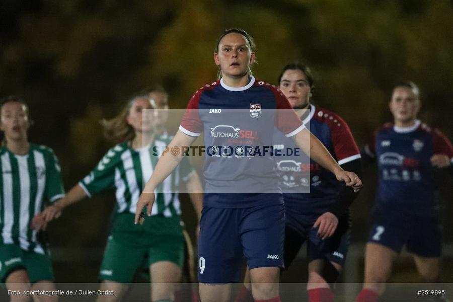sport, action, Sportgelände, SVV, SV Veitshöchheim, Karsbach, Fussball, FFC Adelsberg-Karsbach, FFC, Bezirksoberliga Frauen, BFV, 4. Spieltag, 29.10.2025 - Bild-ID: 2519895