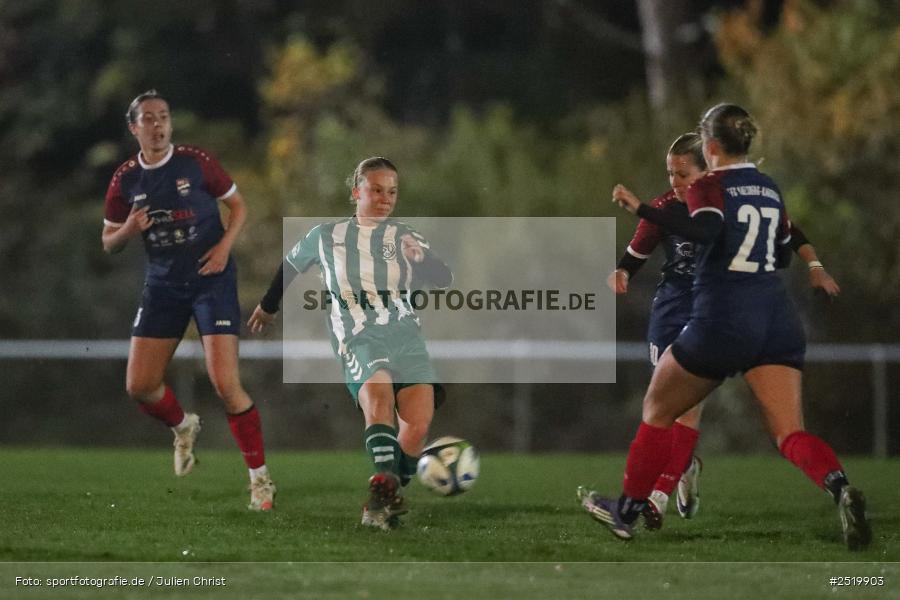 sport, action, Sportgelände, SVV, SV Veitshöchheim, Karsbach, Fussball, FFC Adelsberg-Karsbach, FFC, Bezirksoberliga Frauen, BFV, 4. Spieltag, 29.10.2025 - Bild-ID: 2519903
