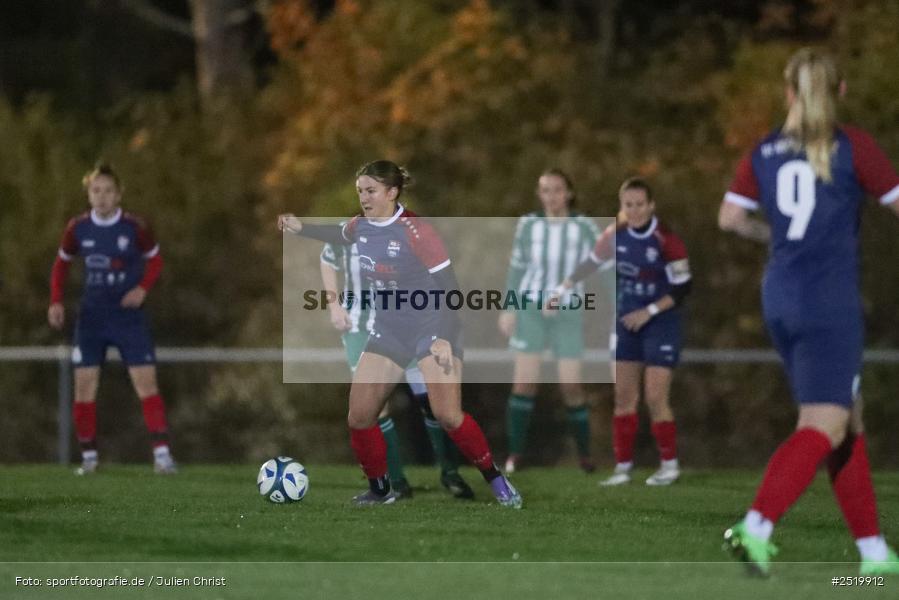 sport, action, Sportgelände, SVV, SV Veitshöchheim, Karsbach, Fussball, FFC Adelsberg-Karsbach, FFC, Bezirksoberliga Frauen, BFV, 4. Spieltag, 29.10.2025 - Bild-ID: 2519912