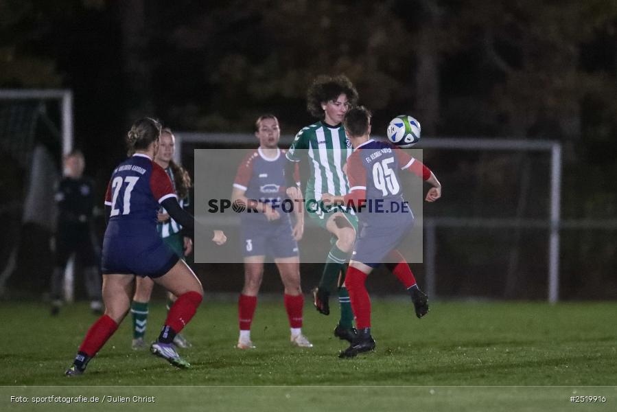 sport, action, Sportgelände, SVV, SV Veitshöchheim, Karsbach, Fussball, FFC Adelsberg-Karsbach, FFC, Bezirksoberliga Frauen, BFV, 4. Spieltag, 29.10.2025 - Bild-ID: 2519916