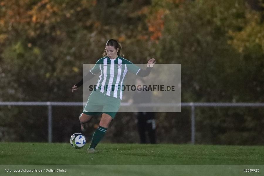 sport, action, Sportgelände, SVV, SV Veitshöchheim, Karsbach, Fussball, FFC Adelsberg-Karsbach, FFC, Bezirksoberliga Frauen, BFV, 4. Spieltag, 29.10.2025 - Bild-ID: 2519925