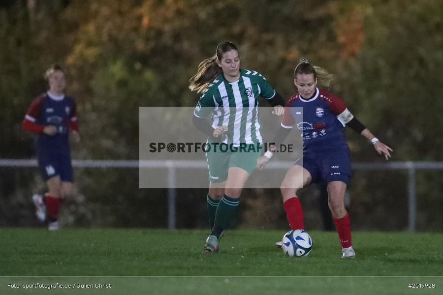 sport, action, Sportgelände, SVV, SV Veitshöchheim, Karsbach, Fussball, FFC Adelsberg-Karsbach, FFC, Bezirksoberliga Frauen, BFV, 4. Spieltag, 29.10.2025 - Bild-ID: 2519928