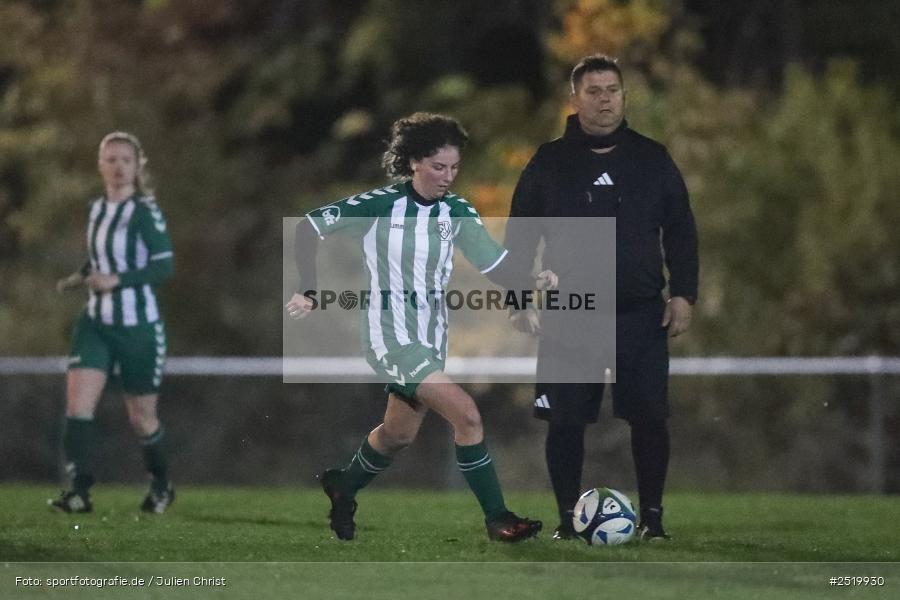 sport, action, Sportgelände, SVV, SV Veitshöchheim, Karsbach, Fussball, FFC Adelsberg-Karsbach, FFC, Bezirksoberliga Frauen, BFV, 4. Spieltag, 29.10.2025 - Bild-ID: 2519930
