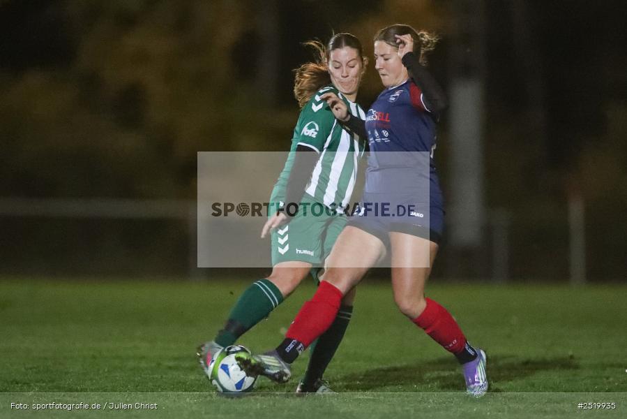 sport, action, Sportgelände, SVV, SV Veitshöchheim, Karsbach, Fussball, FFC Adelsberg-Karsbach, FFC, Bezirksoberliga Frauen, BFV, 4. Spieltag, 29.10.2025 - Bild-ID: 2519935