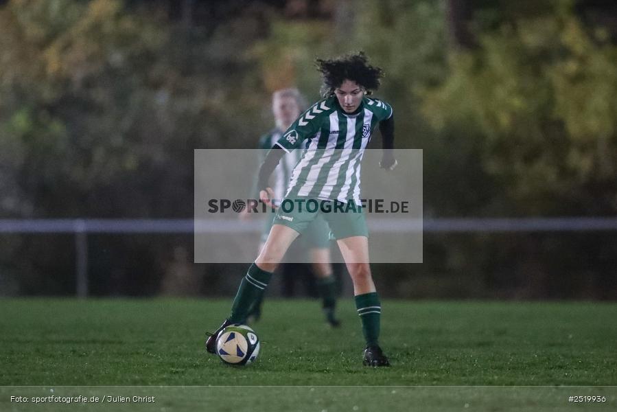 sport, action, Sportgelände, SVV, SV Veitshöchheim, Karsbach, Fussball, FFC Adelsberg-Karsbach, FFC, Bezirksoberliga Frauen, BFV, 4. Spieltag, 29.10.2025 - Bild-ID: 2519936