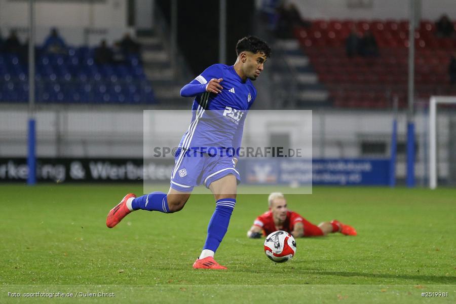Stadion am Schönbusch, Aschaffenburg, 31.10.2025, sport, action, Fussball, BFV, 16. Spieltag, Regionalliga Bayern, TSV, SVA, TSV Buchbach, SV Viktoria Aschaffenburg - Bild-ID: 2519981