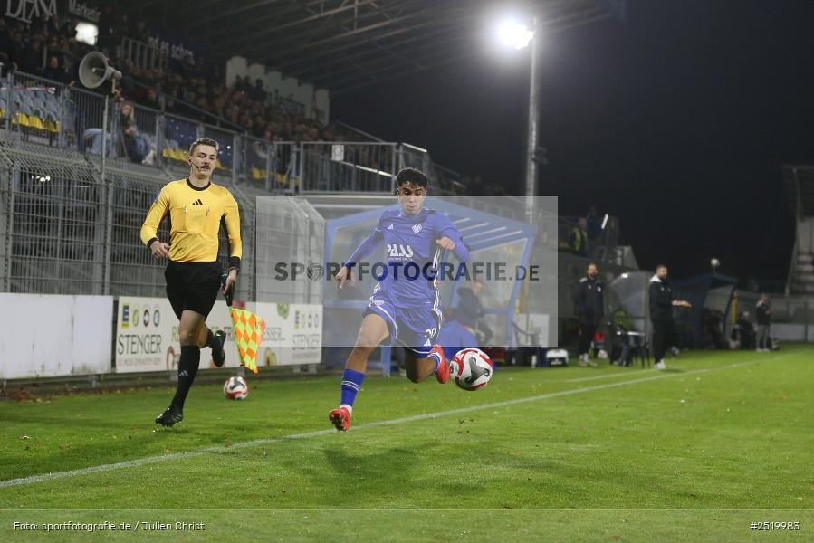 Stadion am Schönbusch, Aschaffenburg, 31.10.2025, sport, action, Fussball, BFV, 16. Spieltag, Regionalliga Bayern, TSV, SVA, TSV Buchbach, SV Viktoria Aschaffenburg - Bild-ID: 2519983