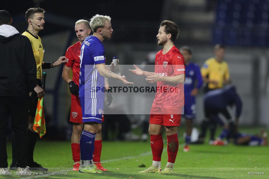 Stadion am Schönbusch, Aschaffenburg, 31.10.2025, sport, action, Fussball, BFV, 16. Spieltag, Regionalliga Bayern, TSV, SVA, TSV Buchbach, SV Viktoria Aschaffenburg - Bild-ID: 2519994