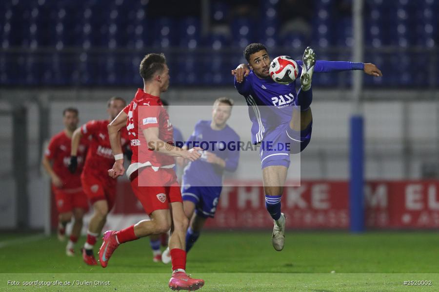 Stadion am Schönbusch, Aschaffenburg, 31.10.2025, sport, action, Fussball, BFV, 16. Spieltag, Regionalliga Bayern, TSV, SVA, TSV Buchbach, SV Viktoria Aschaffenburg - Bild-ID: 2520002