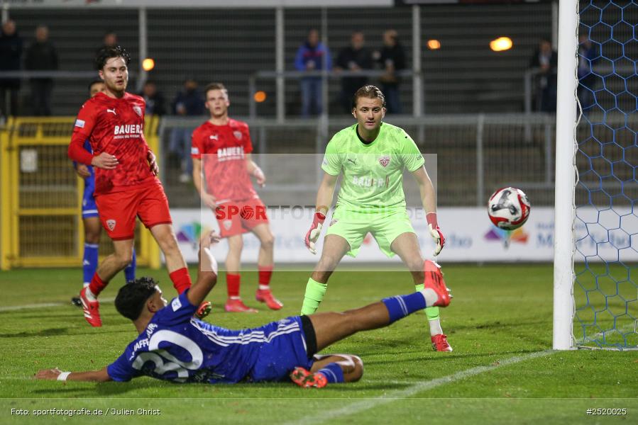 sport, action, TSV Buchbach, TSV, Stadion am Schönbusch, SVA, SV Viktoria Aschaffenburg, Regionalliga Bayern, Fussball, BFV, Aschaffenburg, 31.10.2025, 16. Spieltag - Bild-ID: 2520025