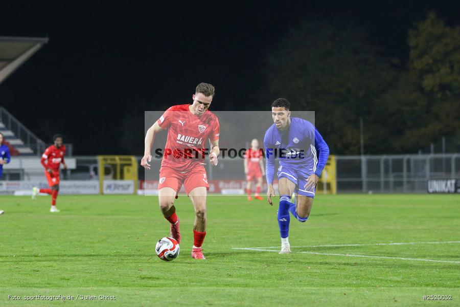 sport, action, TSV Buchbach, TSV, Stadion am Schönbusch, SVA, SV Viktoria Aschaffenburg, Regionalliga Bayern, Fussball, BFV, Aschaffenburg, 31.10.2025, 16. Spieltag - Bild-ID: 2520032