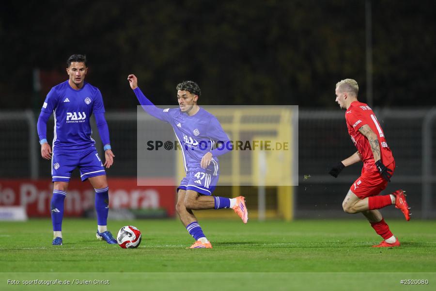 sport, action, TSV Buchbach, TSV, Stadion am Schönbusch, SVA, SV Viktoria Aschaffenburg, Regionalliga Bayern, Fussball, BFV, Aschaffenburg, 31.10.2025, 16. Spieltag - Bild-ID: 2520080