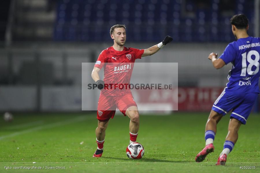 sport, action, TSV Buchbach, TSV, Stadion am Schönbusch, SVA, SV Viktoria Aschaffenburg, Regionalliga Bayern, Fussball, BFV, Aschaffenburg, 31.10.2025, 16. Spieltag - Bild-ID: 2520215