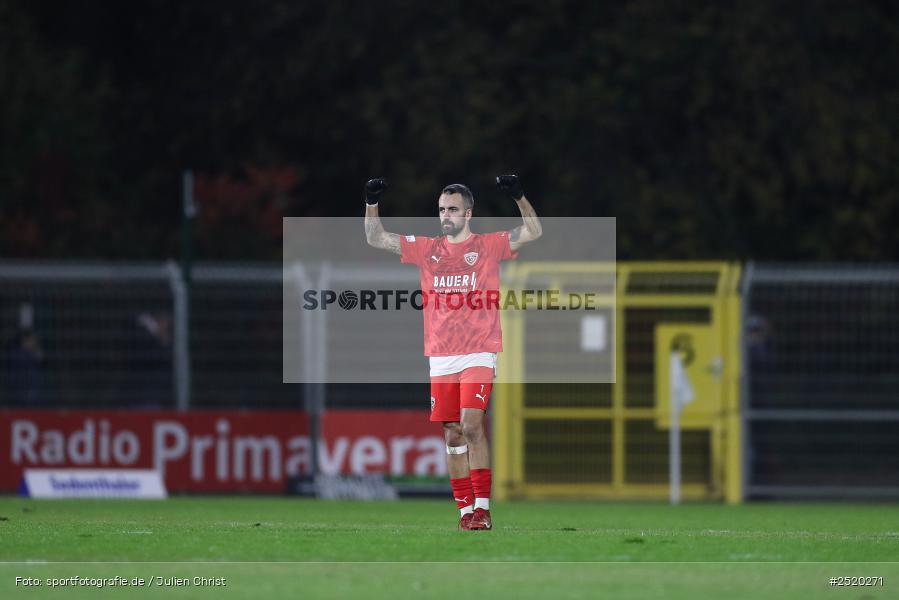sport, action, TSV Buchbach, TSV, Stadion am Schönbusch, SVA, SV Viktoria Aschaffenburg, Regionalliga Bayern, Fussball, BFV, Aschaffenburg, 31.10.2025, 16. Spieltag - Bild-ID: 2520271