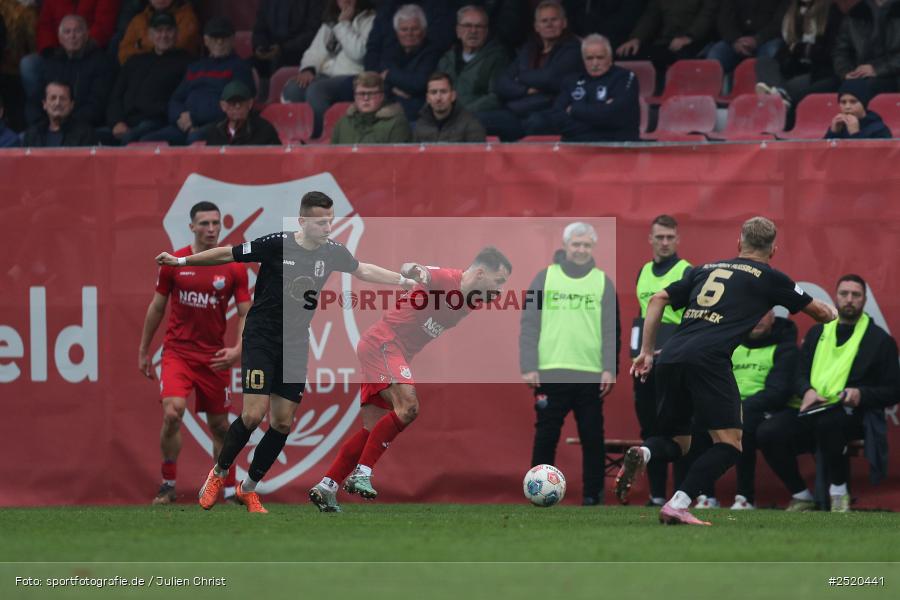 sport, action, TSV Schwaben Augsburg, TSV Aubstadt, TSV, Regionalliga Bayern, NGN Arena, Fussball, BFV, Aubstadt, AUB, 16. Spieltag, 01.11.2025 - Bild-ID: 2520441